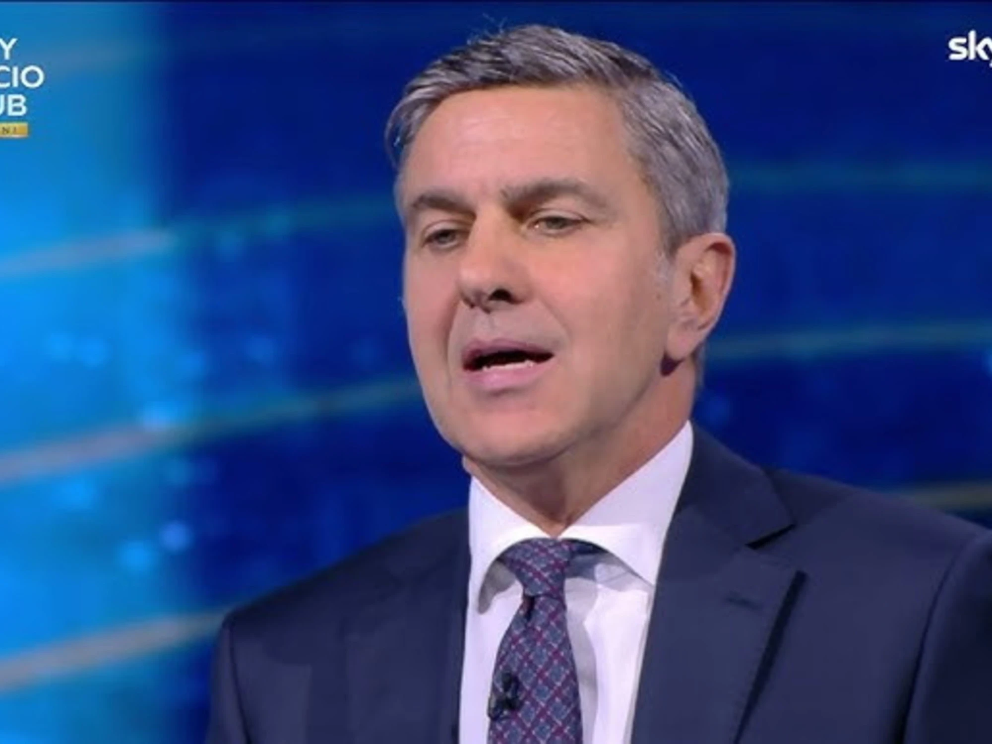 Milan-Lecce, Costacurta affonda Leao: "Meglio guardarsi indietro"