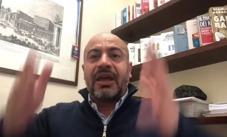 Gianluigi Paragone, rivolta definitiva: "Voto no alla manovra. Basta caz***, Di Maio svegliati porca put***"