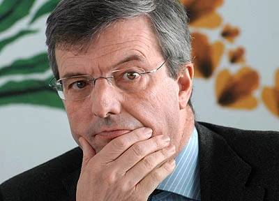 Quirinale, Prodi sconfitto. Gli hanno portato jella Bersani e... Burlando