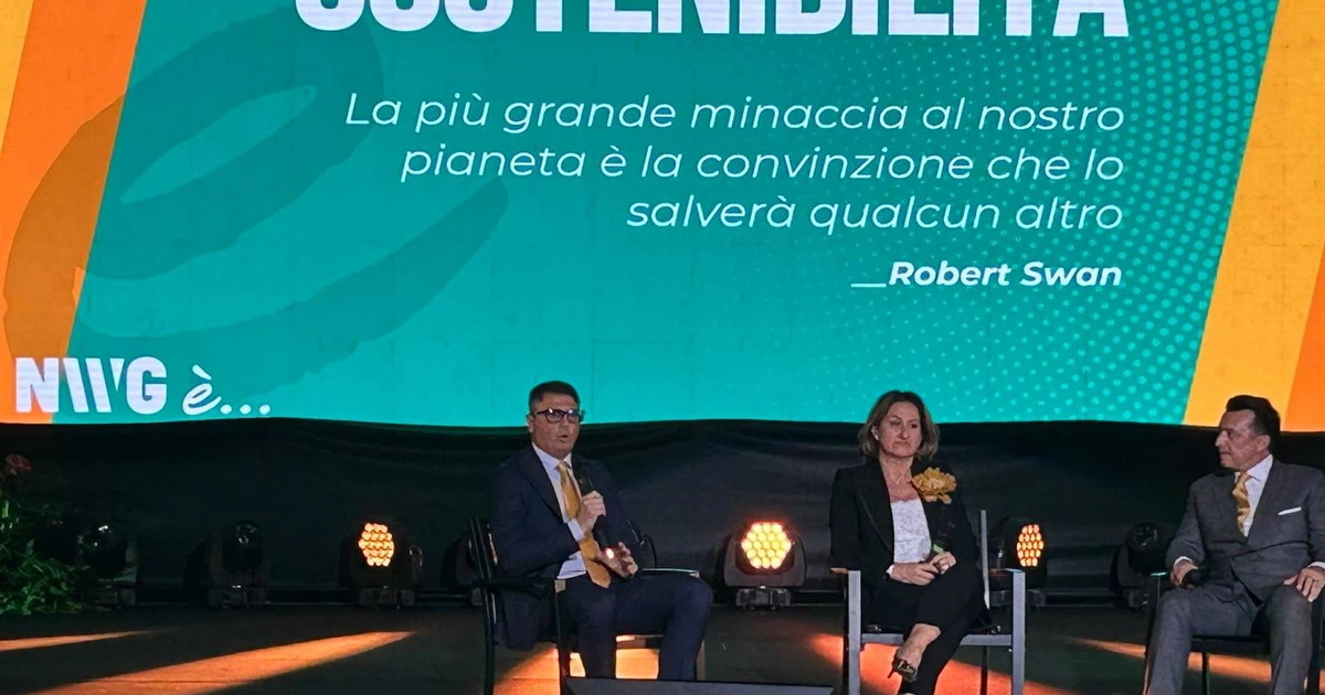 Transizione energetica, sostenibilità, cultura dell'ambiente: oltre 3000 persone, esperti, istituzioni riuniti al Mandela Forum di Firenze in occasione dell'evento "Energia dell'Italia"