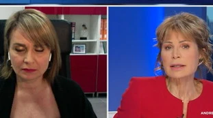Otto e Mezzo, Lilli Gruber: "Mia mamma si vaccina sabato". La frase che svela il disastro italiano: capito come vanno le cose?
