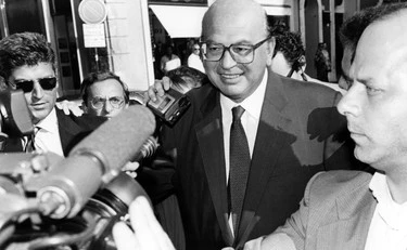 Da Craxi a Beppe, i terremoti giudiziari sono affare della sinistra