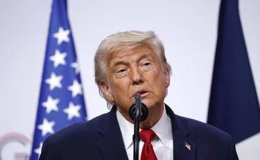 https://media.liberoquotidiano.it/PydZdGOTS-xQXLK7qkaZMZtJBZXW1L4MvfXEnZeIzzQ/width:800/quality:90/aW1hZ2VzLzIwMjYvMDYvMTkvMDc1NzAyMDU0LTM3MDBlZTY2LTg0YTUtNGNlZC1iNDZmLWRkMTg4NGQ5NTUxMy5qcGc.webp