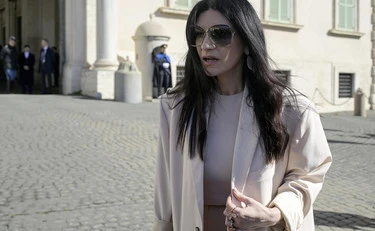 Milano-Cortina, Laura Pausini a valanga: "Critiche per l'inno? Due persone mi hanno detto..."