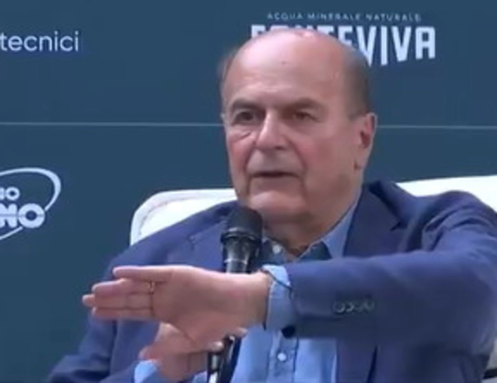 4 di Sera, "non credo". Pier Luigi Bersani, tutti sconvolti