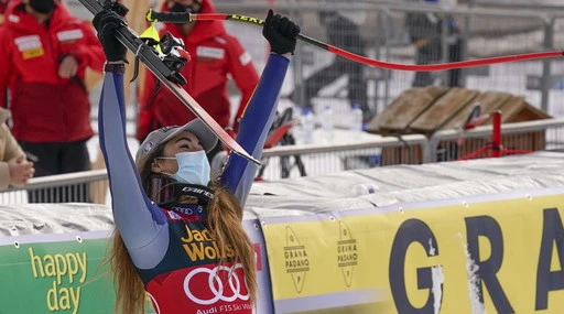 Sofia Goggia vince la discesa libera di Val d&apos;Isere di Coppa del Mondo