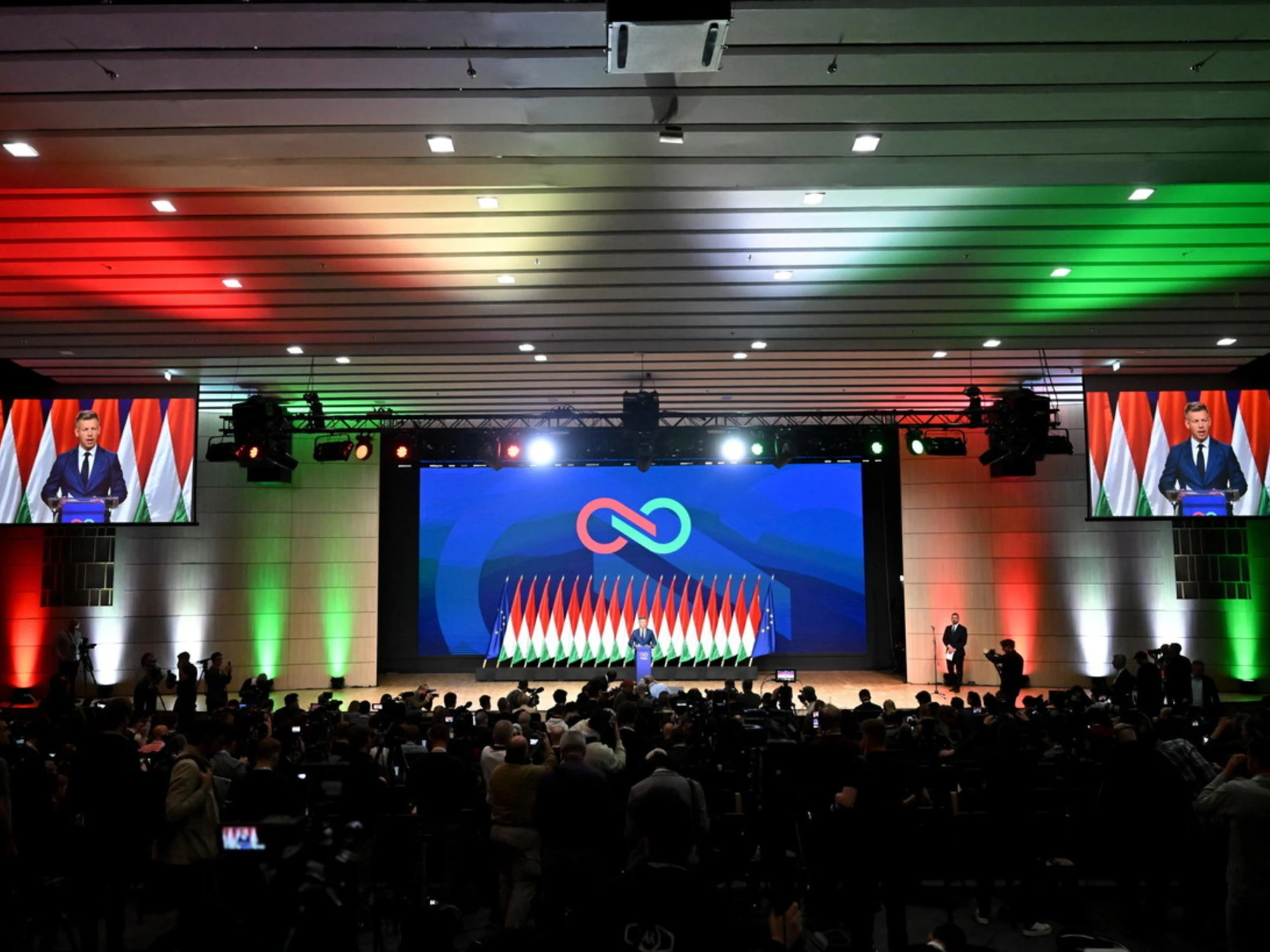 Peter Magyar: "Giorgia Meloni è una persona fantastica"