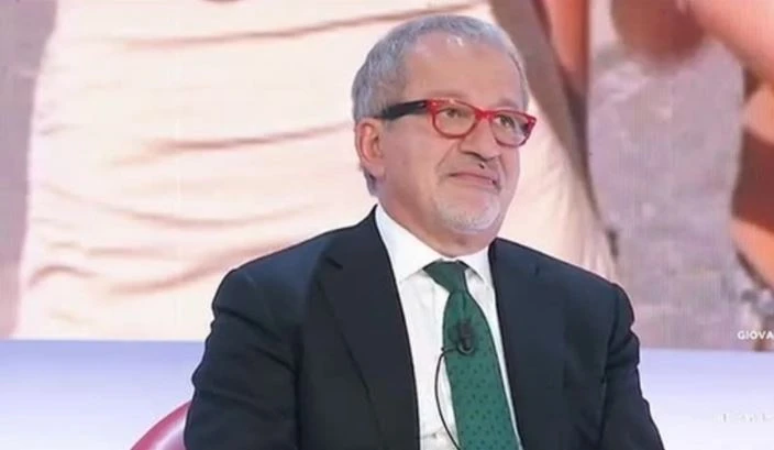 Roberto Maroni su Matteo Salvini: "Come Bersani, perché si è fatto fregare con la crisi di governo"