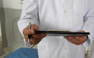 Analisi del sangue, cosa significano gli asterischi e quando possono indicare un tumore