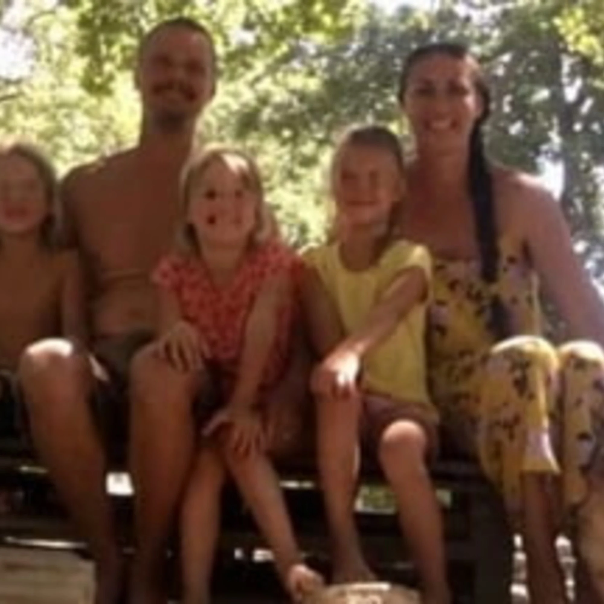 Odiano la famiglia per statalizzare i figli