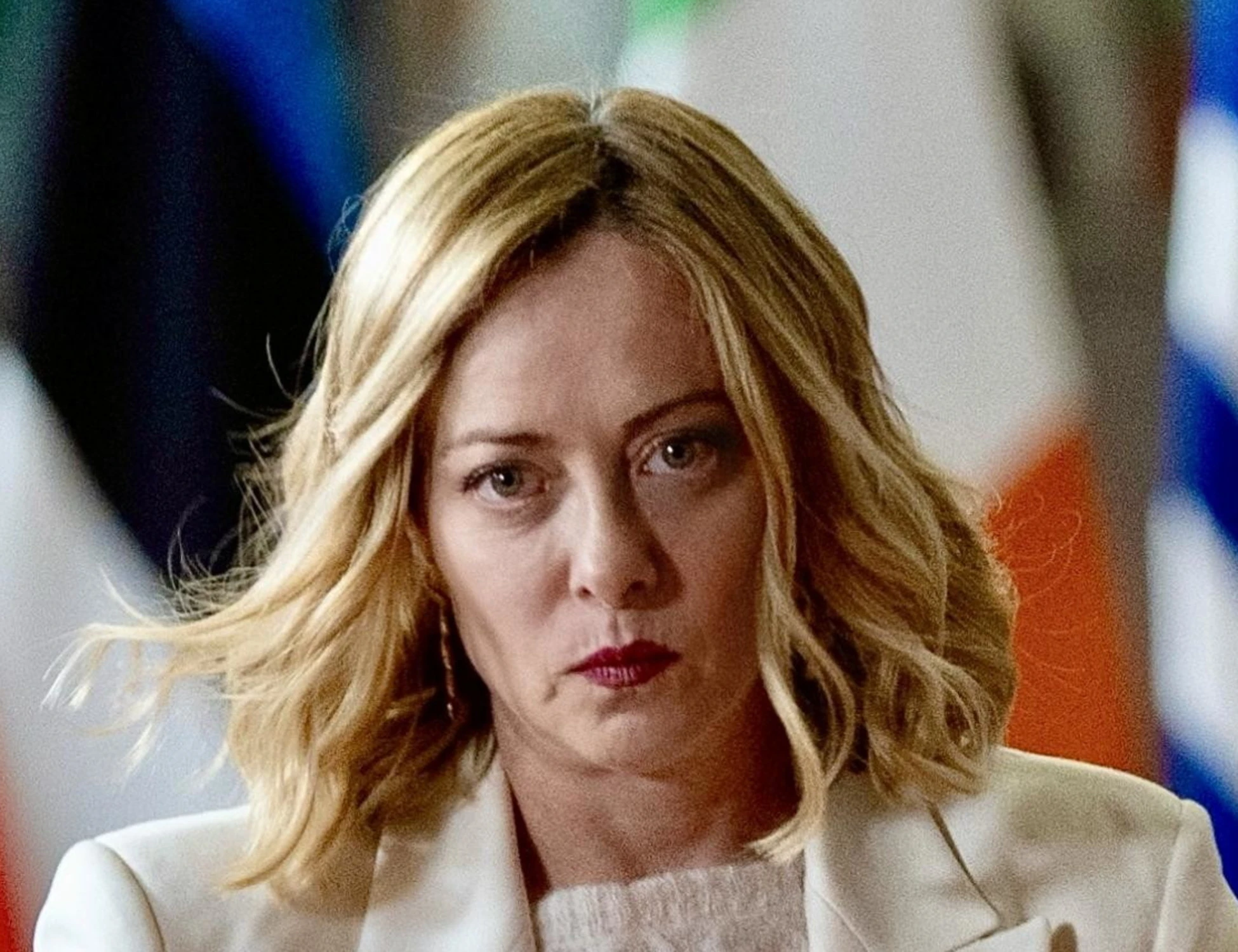 Giorgia Meloni, la sinistra la accusa pure per le zanzare
