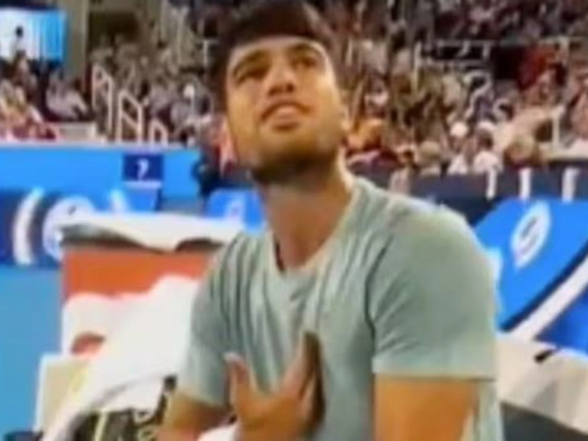 Carlos Alcaraz, il clamoroso rifiuto per la borraccia: "Non lo farò"