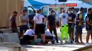 Immigrazione, Matteo Salvini: "Tunisia-Lampedusa, trova le differenze. Il video che svela la vergogna di un governo complice"