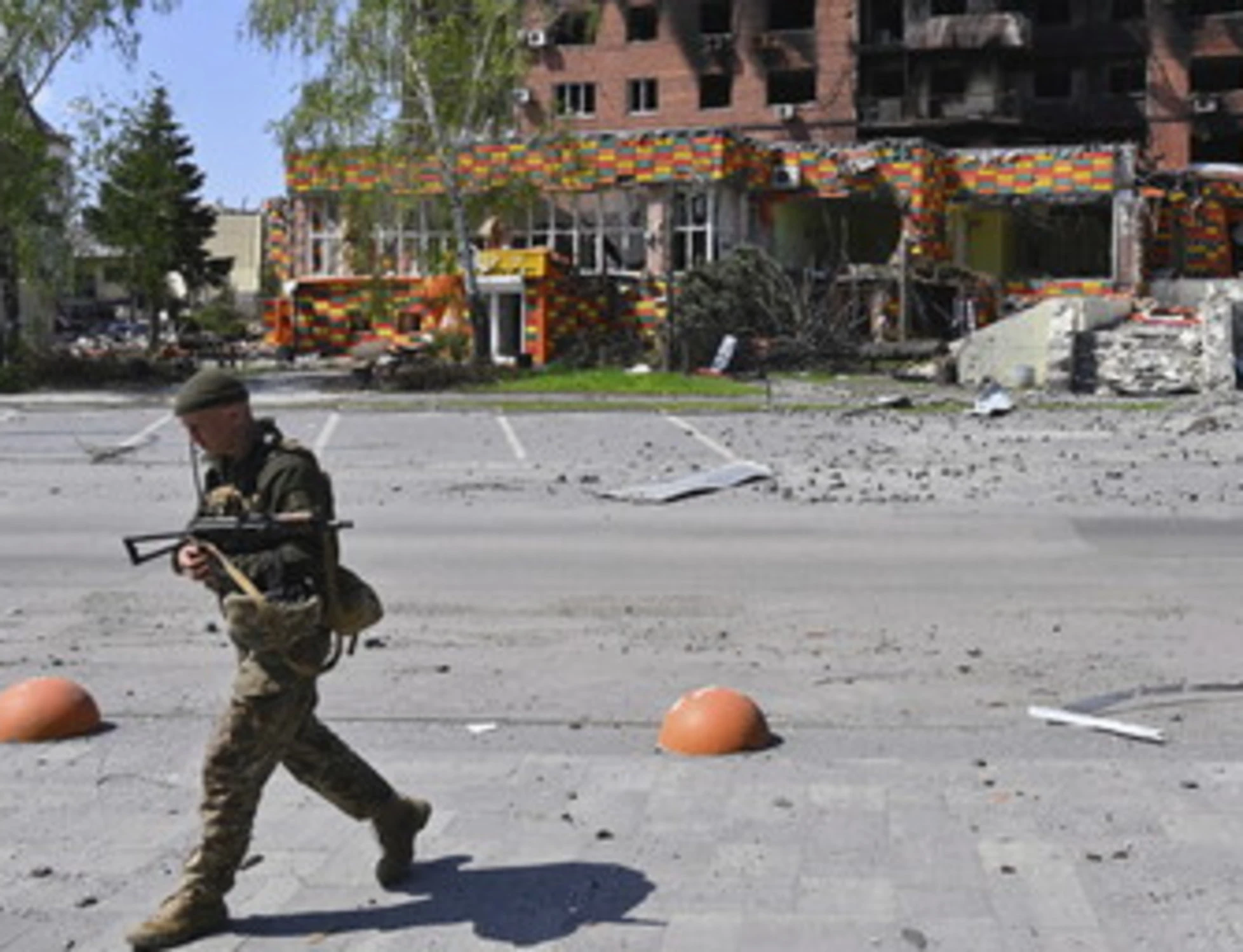 Pokrovsk, "gli ucraini si arrendono": Kiev nega, cosa sta succedendo