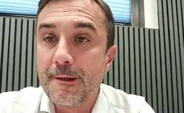 Compagno Falchi, dove ha portato Avs al 37%: l'uomo che terrorizza il Pd