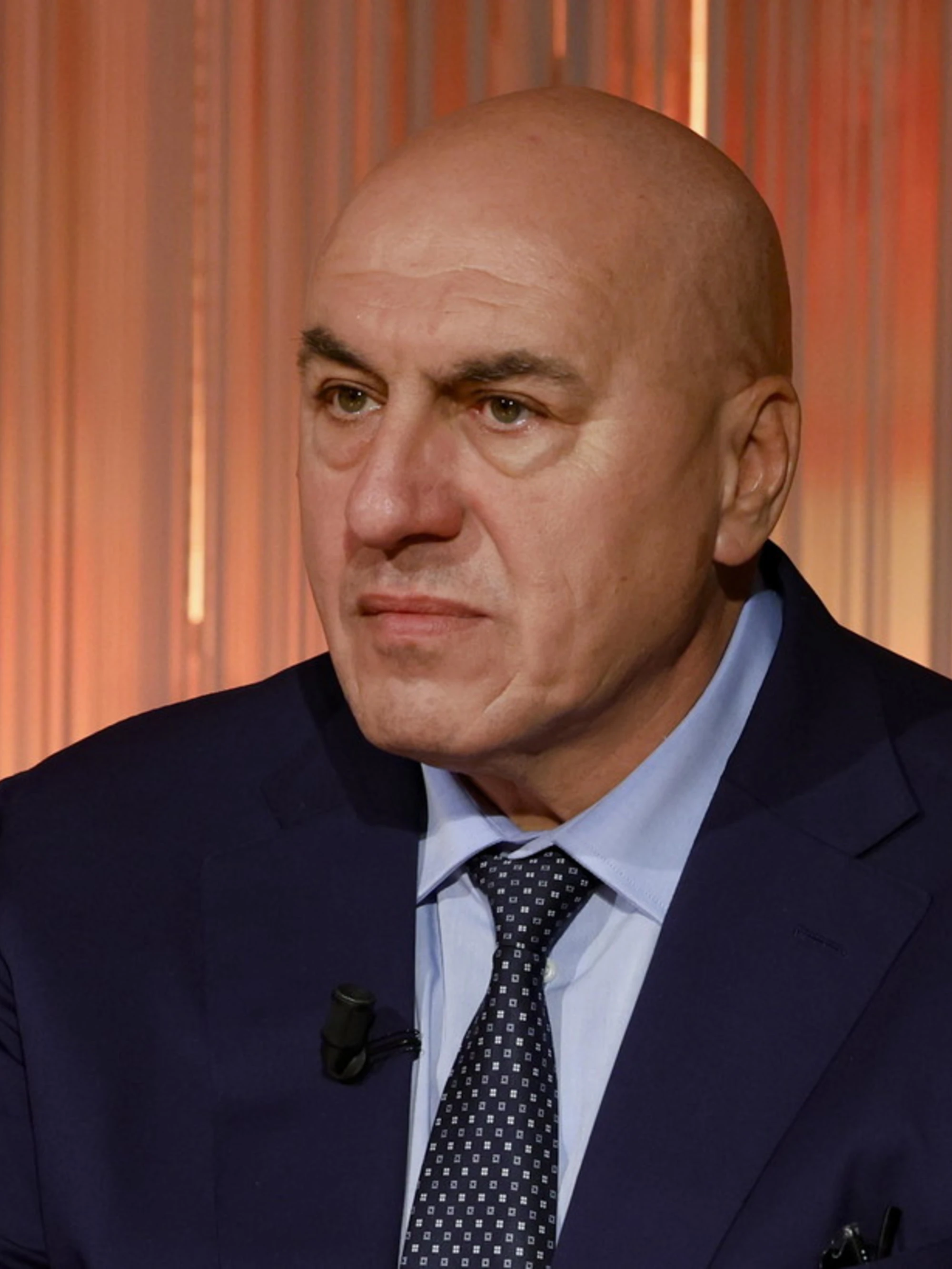 Operato il ministro Crosetto: come sta. Meloni: "Forza Guido!"