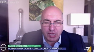 Giuseppe Conte, le balle su Draghi e la fucilata di Guido Crosetto: "O rido o lo stronco. Ma quale leader?"