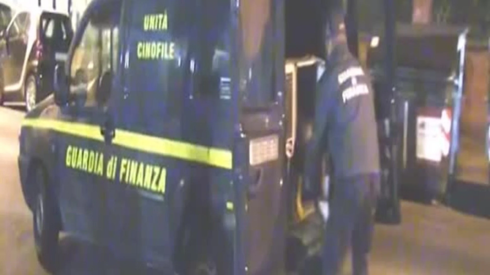 Roma, sequestrati 13 kg tra cocaina e hashish: chi finisce in manette
