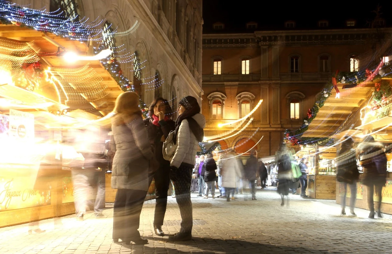 Vince l'islam, Parigi cancella il mercatino di Natale agli Champs Elysees