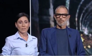 https://media.liberoquotidiano.it/QJvuCBYlUOQd7xHFPT_nGagvNKcMEvzw7IEytWB0CT0/width:800/quality:90/aW1hZ2VzLzIwMjUvMDkvMTUvMDgxODE4NzI0LTg5NGYyNzg4LTEzYTgtNGI4OC1iNWNjLTU0ZjkwNWI3NmIzNS5qcGc.webp