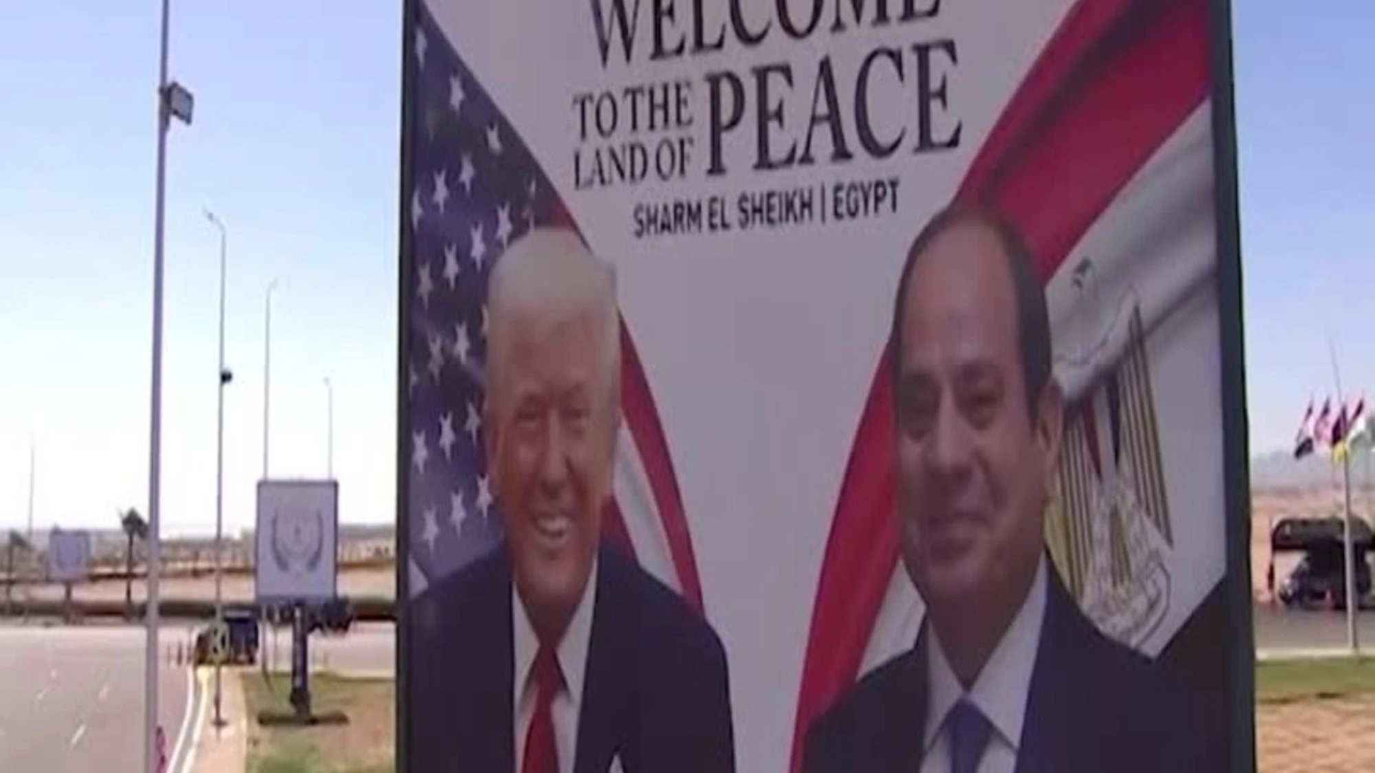Vertice di pace Sharm el Sheik, l'arrivo del presidente egiziano Al Sisi e di Tony Blair