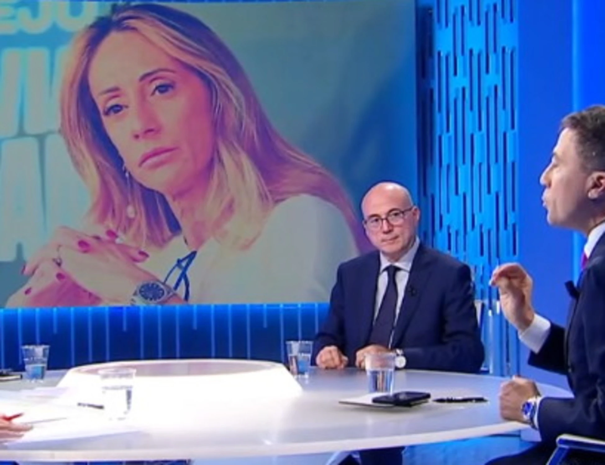 Otto e Mezzo, Italo Bocchino zittisce lo studio: "Arianna Meloni non ha obblighi"