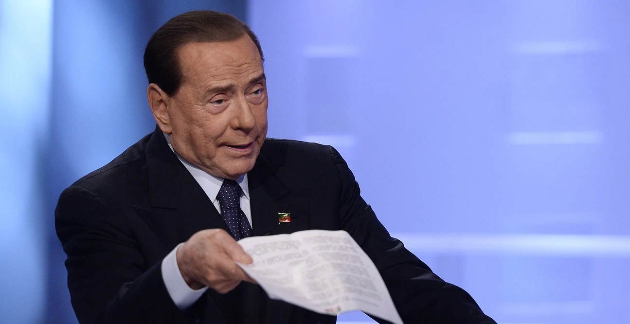 Silvio Berlusconi, Forza Italia: "Via dal partito chi non condivide i nostri valori"