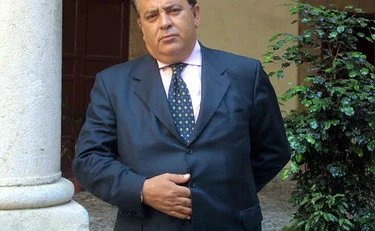 https://media.liberoquotidiano.it/QOFXg0OclzYG3vljxVs9_2ooBhKNvyF2j_OCEyQ19y8/width:800/quality:90/aW1hZ2VzLzIwMjYvMDYvMTUvMDczODU1NjA5LWI2NTQ4YjgwLTVhZDEtNGY5NC1iYzA4LWUyZmIyYzRiYzEwZi5qcGc.webp
