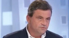 Carlo Calenda, il durissimo attacco a Luigi Di Maio: "Il taglio dei parlamentari fatto a cavolo, tagliati tu…"