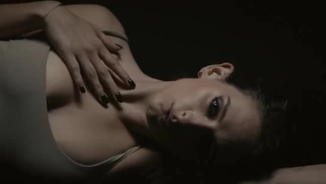 In anteprima il video "D'Istanti" nuovo singolo di Aurora Baldini