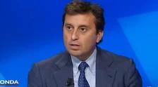 David Parenzo zittito da Luca Telese in diretta: "No ma non banalizziamo...". Battibecco a In Onda