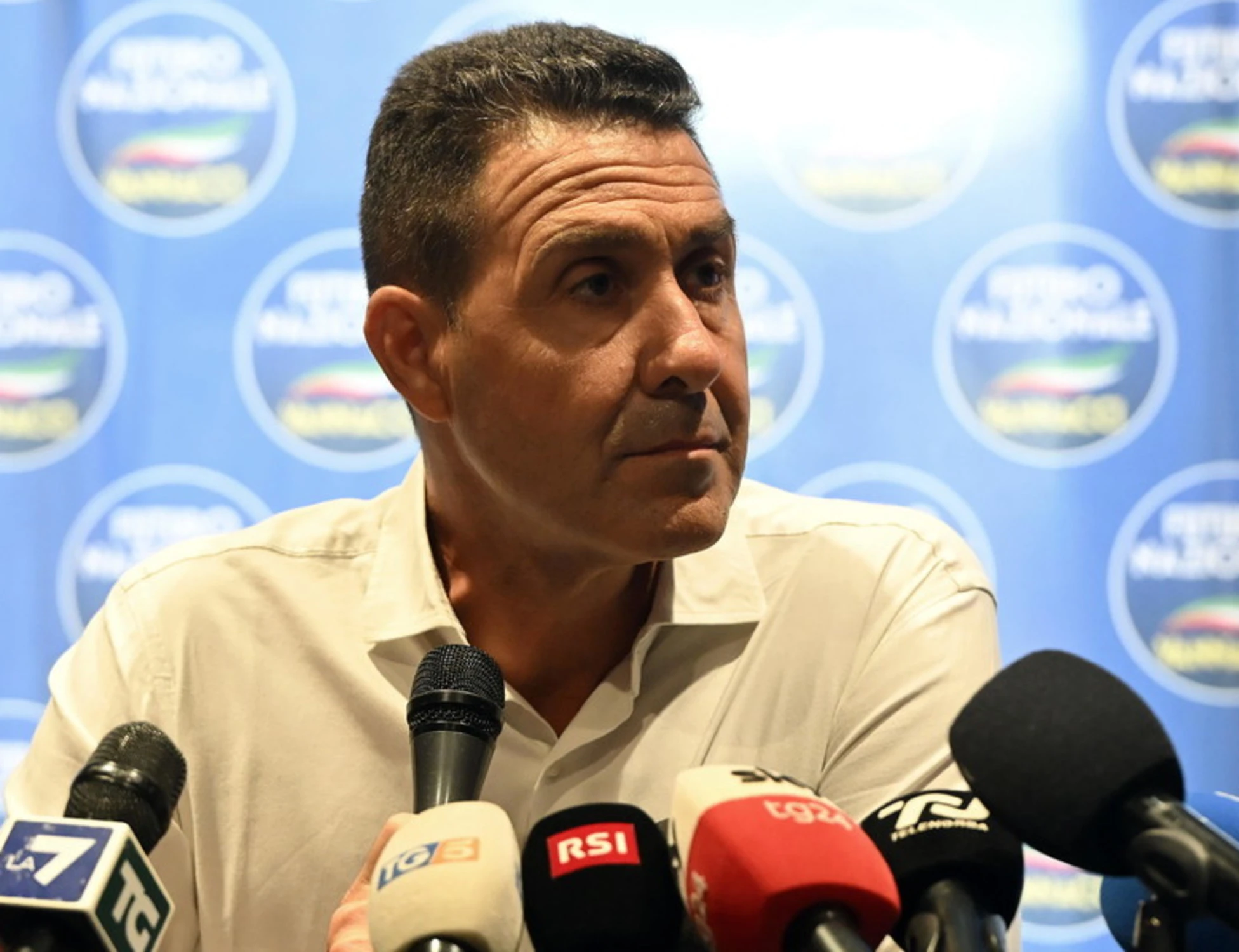 Nel programma di Vannacci arriva il voto al contrario