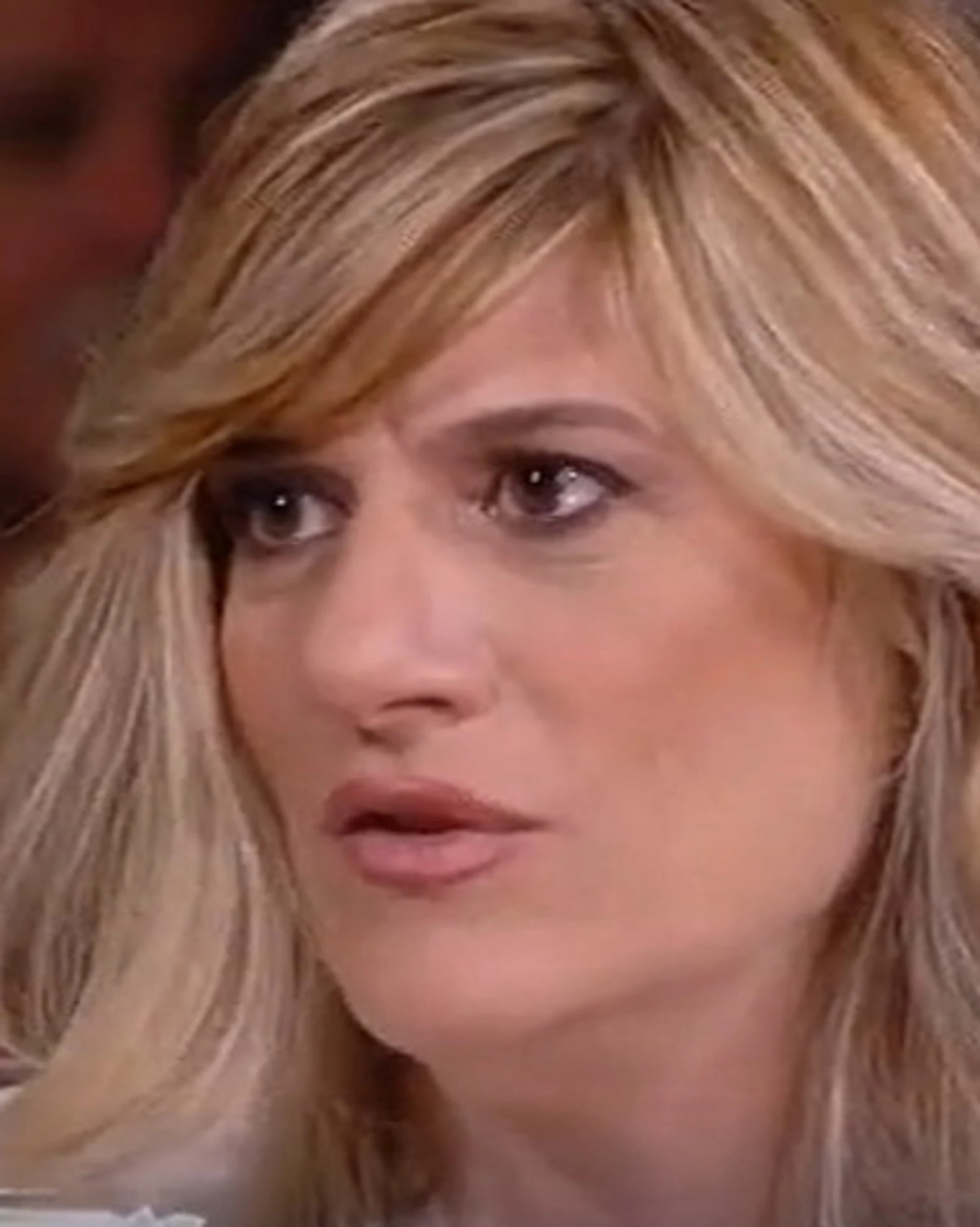 Federica Angeli, la firma sotto scorta di Repubblica aggredita dalla commessa al supermercato