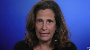 DiMartedì, Ilaria Capua striglia il governo: "Stiamo inseguendo il coronavirus quando invece dovremmo fotografarlo"