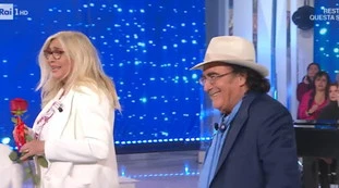 Mara Venier sotto processo: &quot;le stesse minc***te&quot;, Albano Carrisi &quot;in imbarazzo&quot;