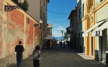 https://media.liberoquotidiano.it/QWVJMAhS2_BZGklUUvT4kdbVA3Fwt6G0hi4gv9sMOw0/width:800/quality:90/aW1hZ2VzLzIwMjUvMDkvMjkvMDU0MjUyMDQ1LWRmYjdmMTJiLTRmM2MtNDc3Mi1iOTIwLTkwOWFmOGEwNjQ4Yy5qcGc.webp