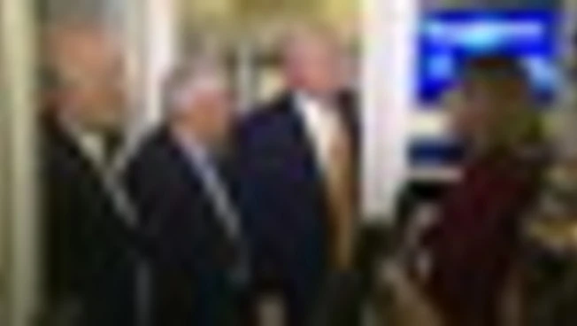 Trump minaccia Teheran, l'Iran difende Maduro