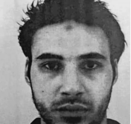 Strasburgo, chi è il sospetto killer del mercatino e come è riuscito a fuggire: imbarazzo in polizia