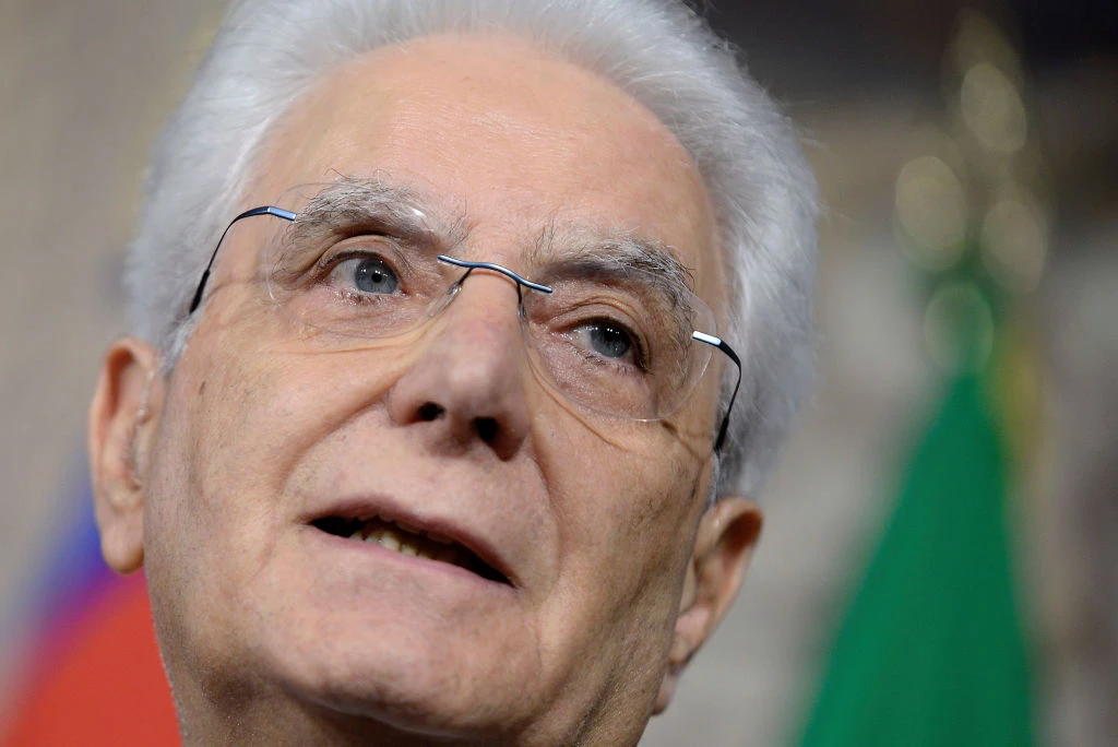 Sergio Mattarella, la rabbia contro Luigi Di Maio e Matteo Salvini: "Fuori faccia feroce, ma con me..."