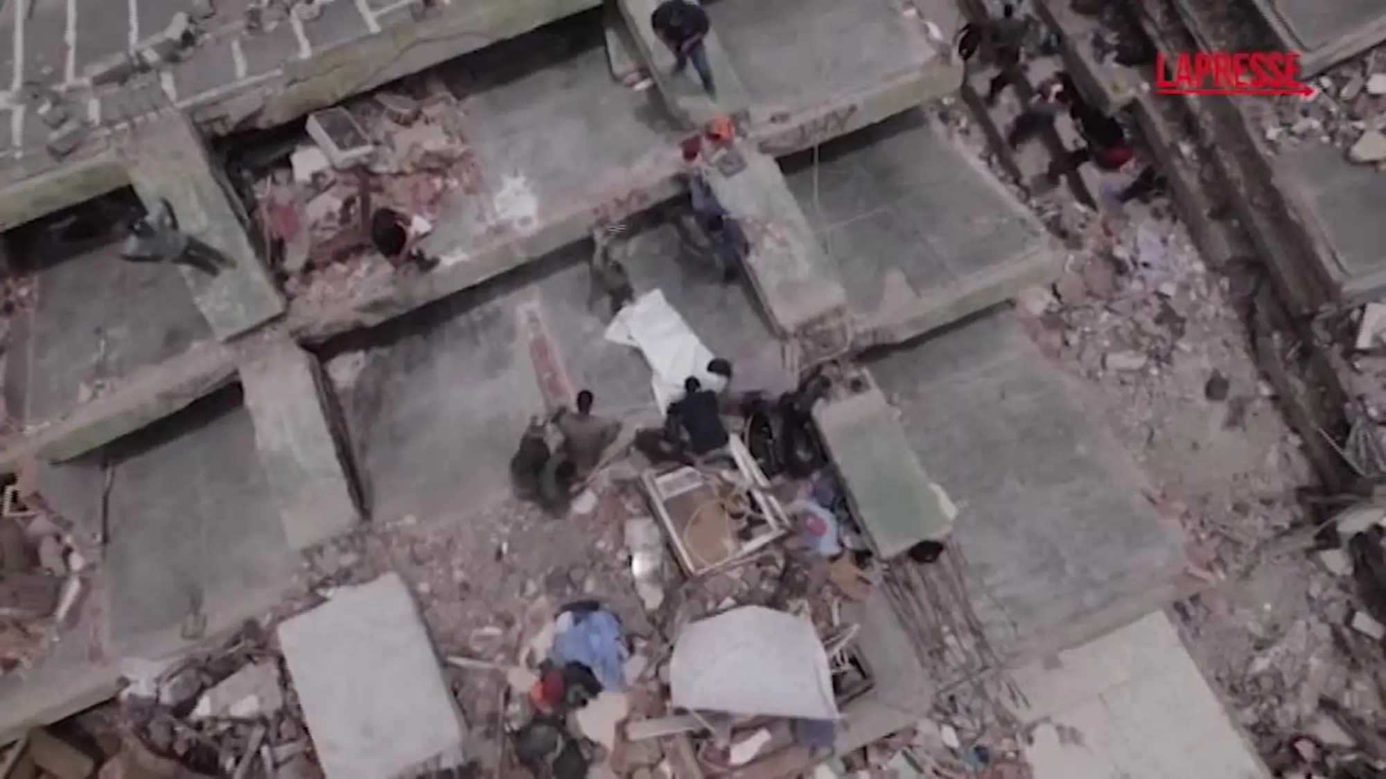 Venezuela, la devastazione provocata dal terremoto: il video dal drone