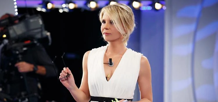 Le Sardine da “Amici” di Maria De Filippi: Mattia Santori ospite della prima puntata