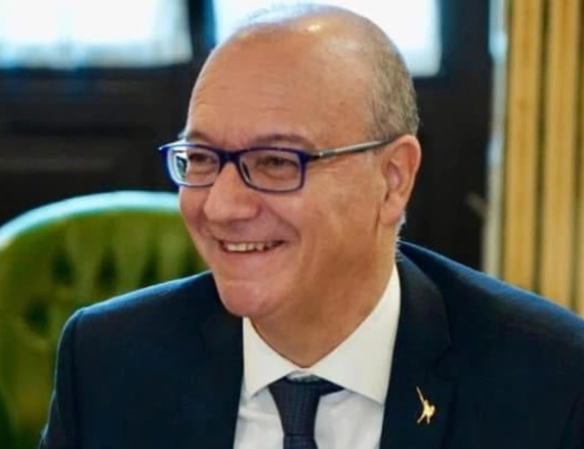 Cellulari a scuola, ecco lo studio che dà ragione a Valditara