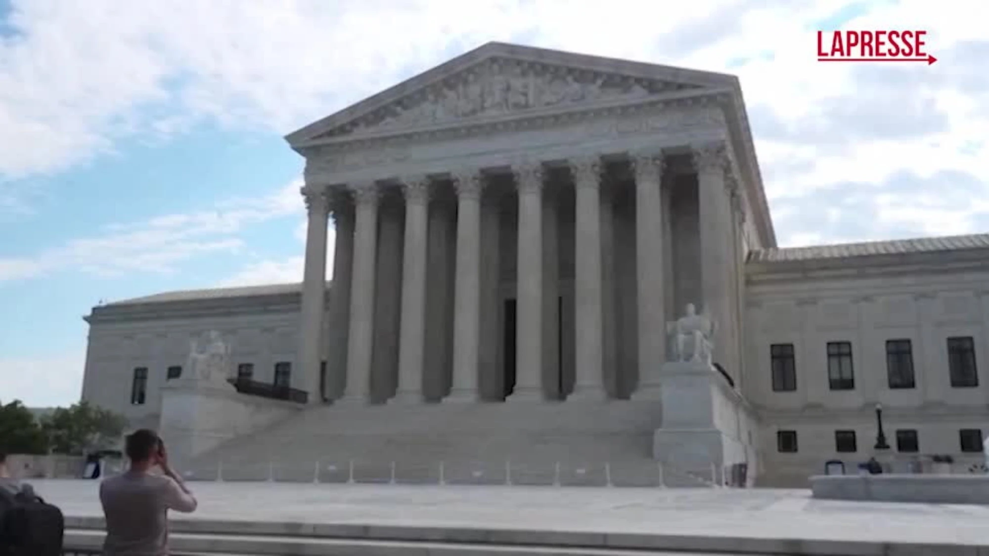 Usa, la Corte Suprema boccia Trump: rimane lo ius soli