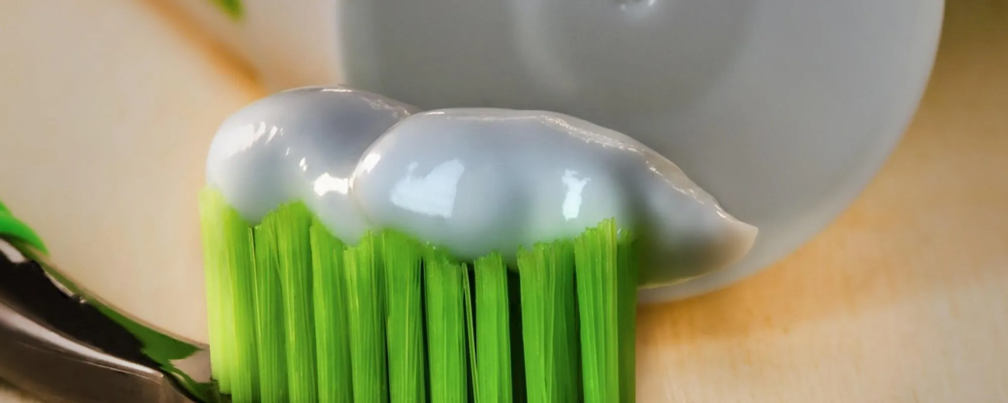 Lavarsi i denti 3 volte al giorno per scacciare la demenza