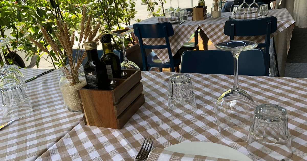 Milano, mondeghili e risotto: le perle della trattoria in zona San Siro. La recensione culinaria