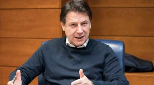 Coronavirus, Giuseppe Conte replica a Giorgia Meloni: "Parole contro il buon senso, fa male all'Italia"