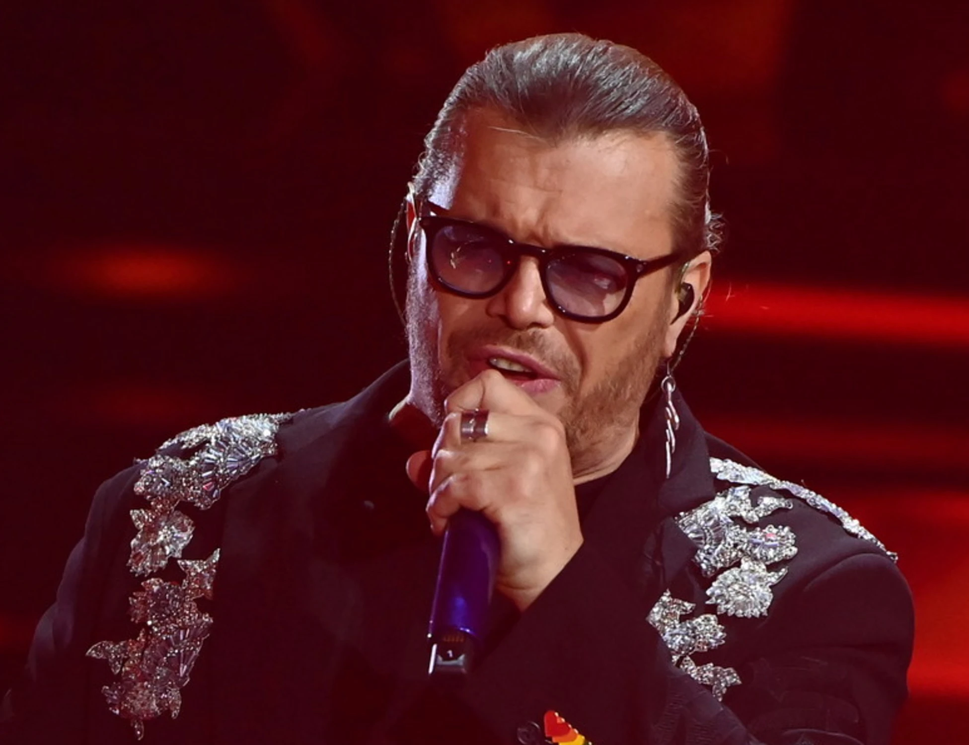 Gianluca Grignani, "devo fermarmi": annullati tutti i concerti, ore d'ansia