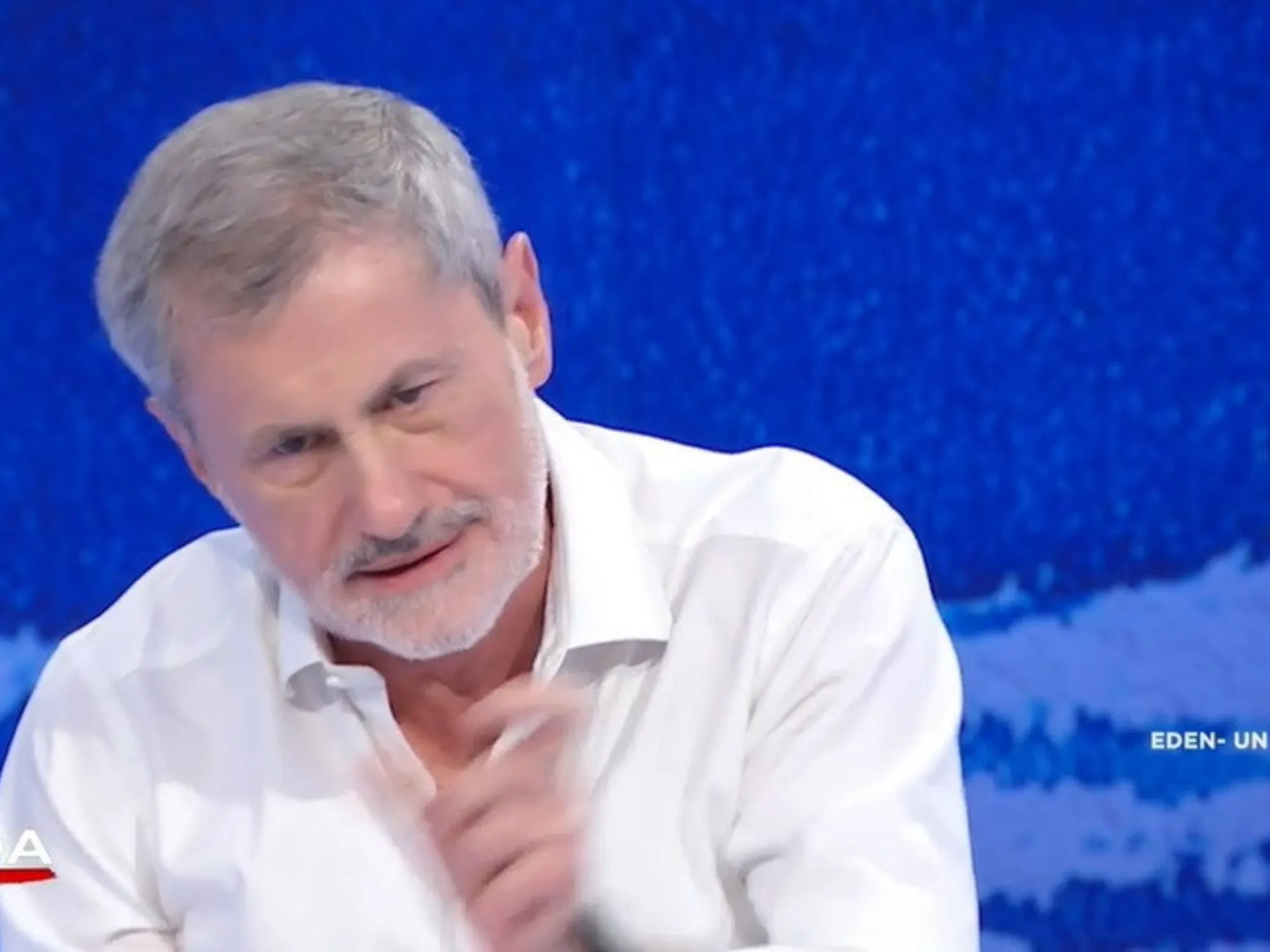 Leggi l'articolo: "Prima il 10%. Poi...": Vannacci, profezia-choc di Alemanno