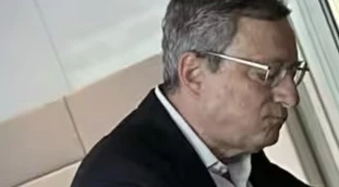 Mario Draghi, "solo e senza scorta mentre...": Dagospia pubblica tutto, come lo beccano