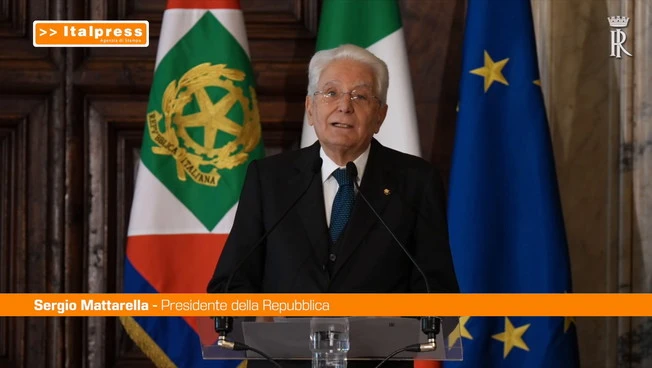 Mattarella "Magnati insofferenti alle regole incidono sulle nostre libertà"